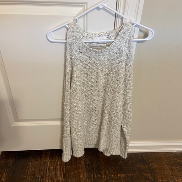 Sweater - Picture 2 of 4